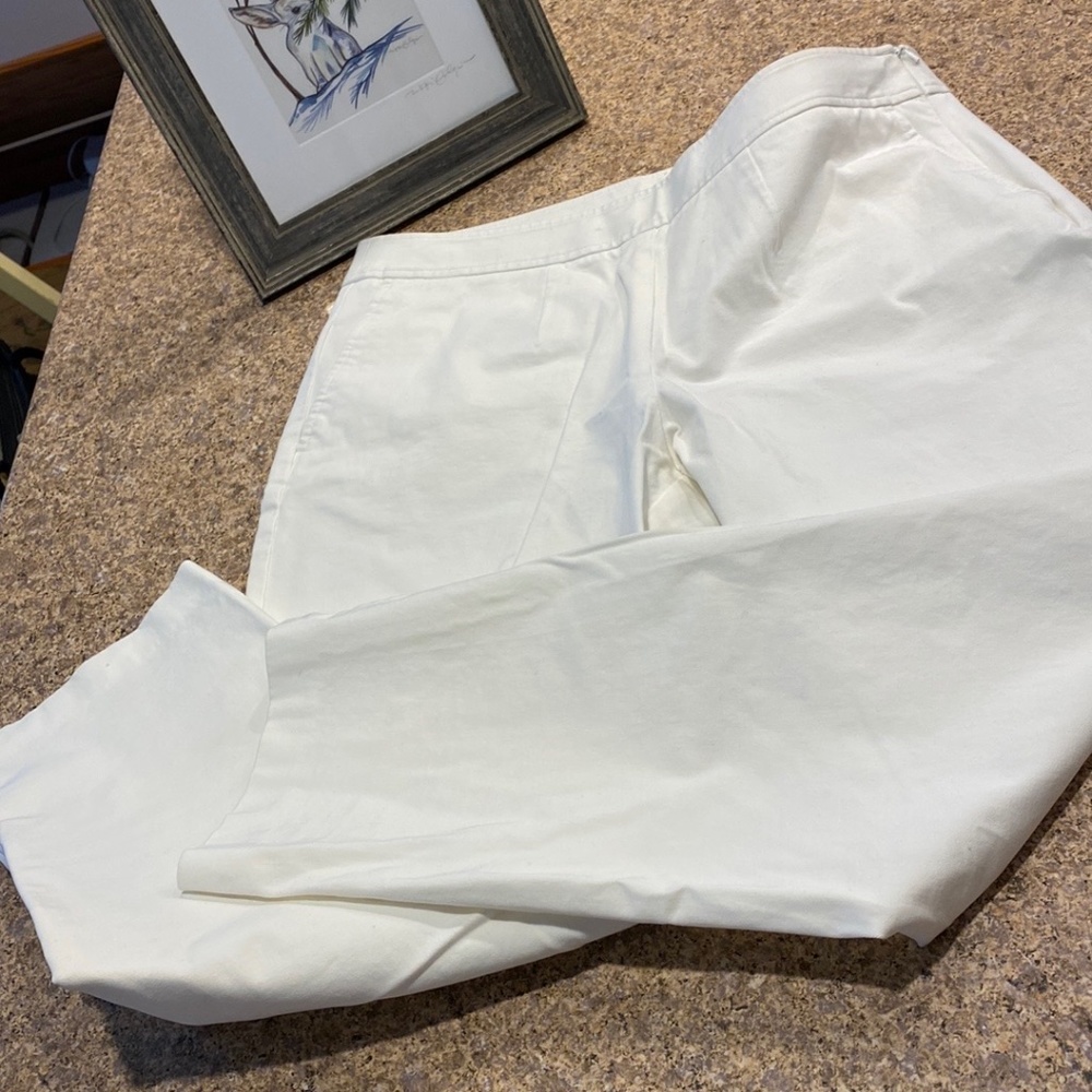 L.L. Bean Classic Fit White Pants 12 Petite